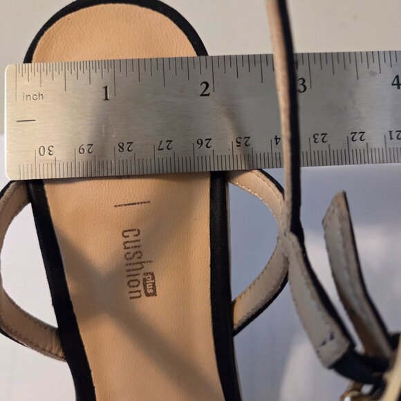 Clarks Ellis Lola Women's dress shoes in black nubuck.  Size 8M - Picture 8 of 8